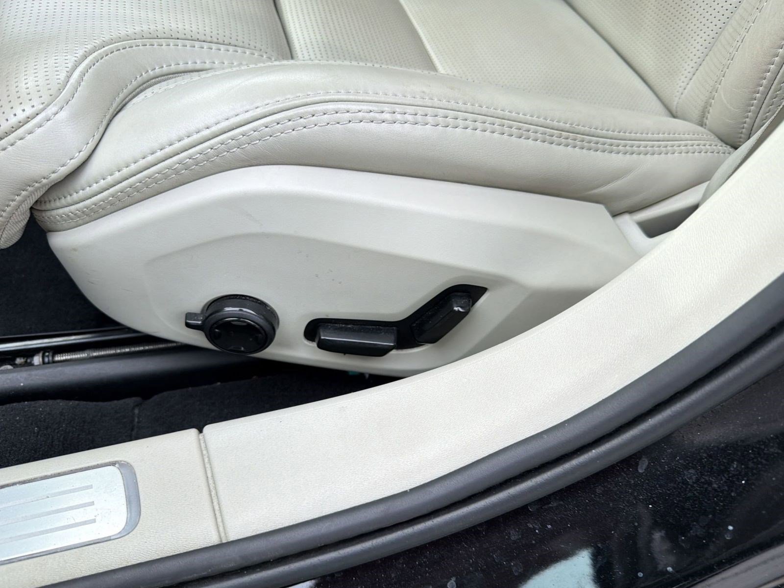 Used 2021 Volvo S90 T6 Inscription image 14