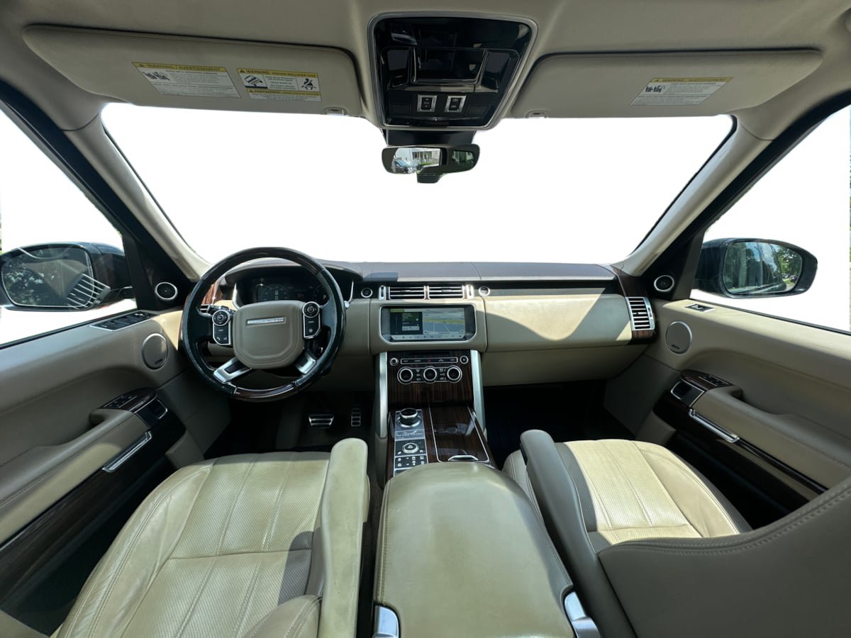 Used 2017 Land Rover Range Rover Supercharged AWD/4WD image 31