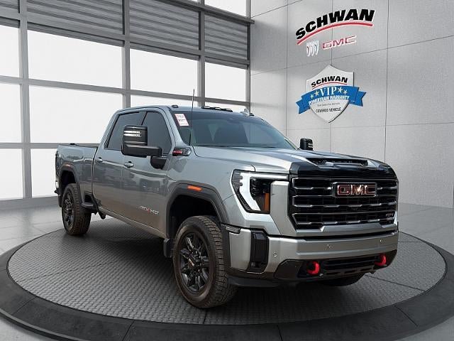 Used 2025 GMC Sierra 2500 AT4 AWD/4WD image 2