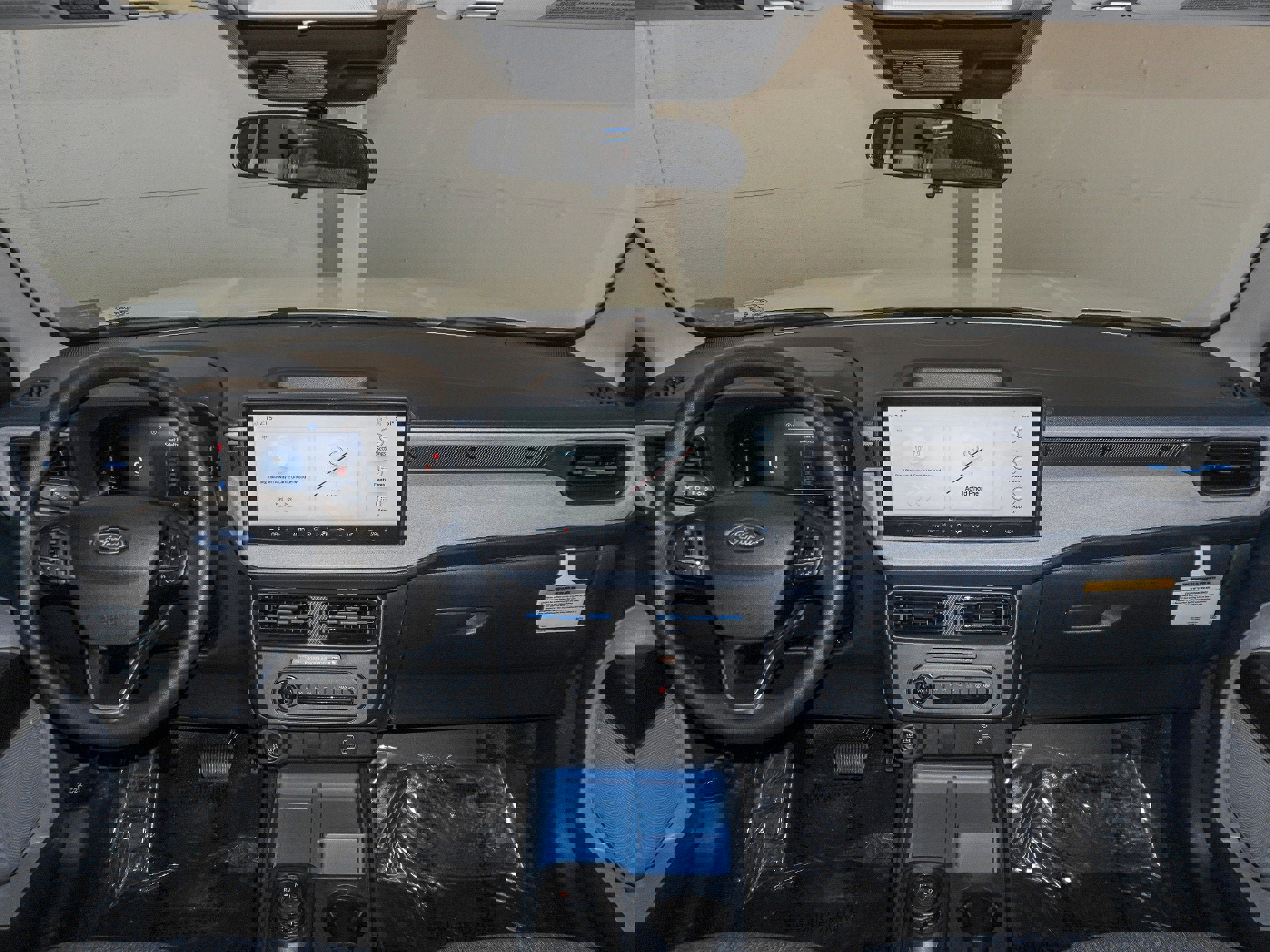 New 2026 Ford Maverick XLT image 26