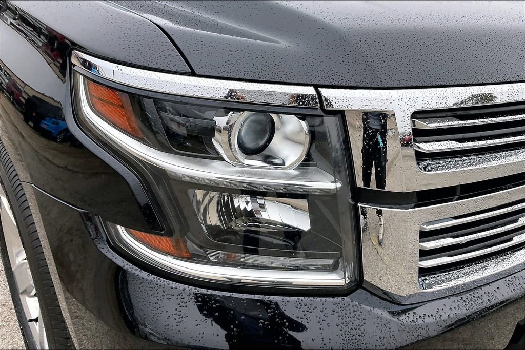 Used 2019 Chevrolet Suburban Premier w/ Max Trailering Package image 16