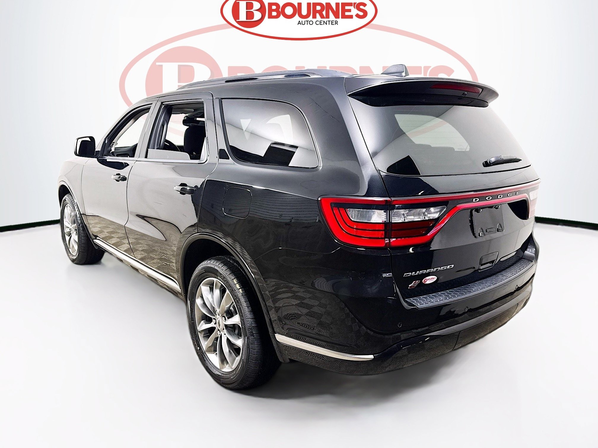 Used 2022 Dodge Durango SXT w/ Anodized Platinum Package AWD/4WD image 8