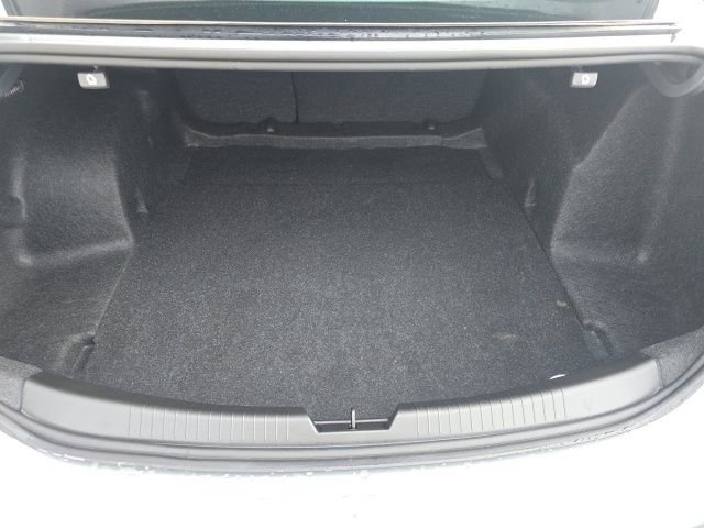 Used 2025 Chevrolet Malibu RS image 24