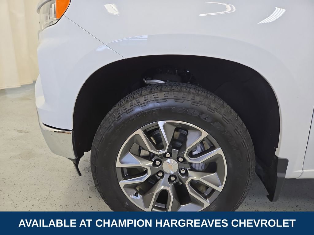 Used 2024 Chevrolet Silverado 1500 LT image 41