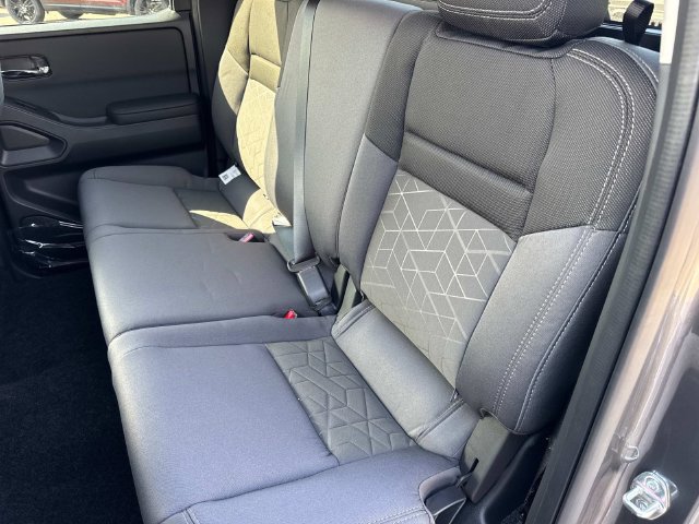 New 2027 Nissan Frontier SV RWD image 15