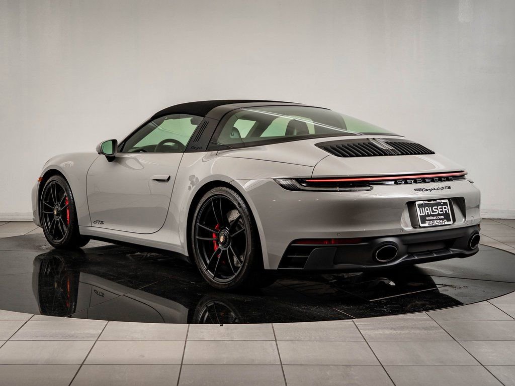 Certified 2022 Porsche 911 Targa 4 GTS image 4