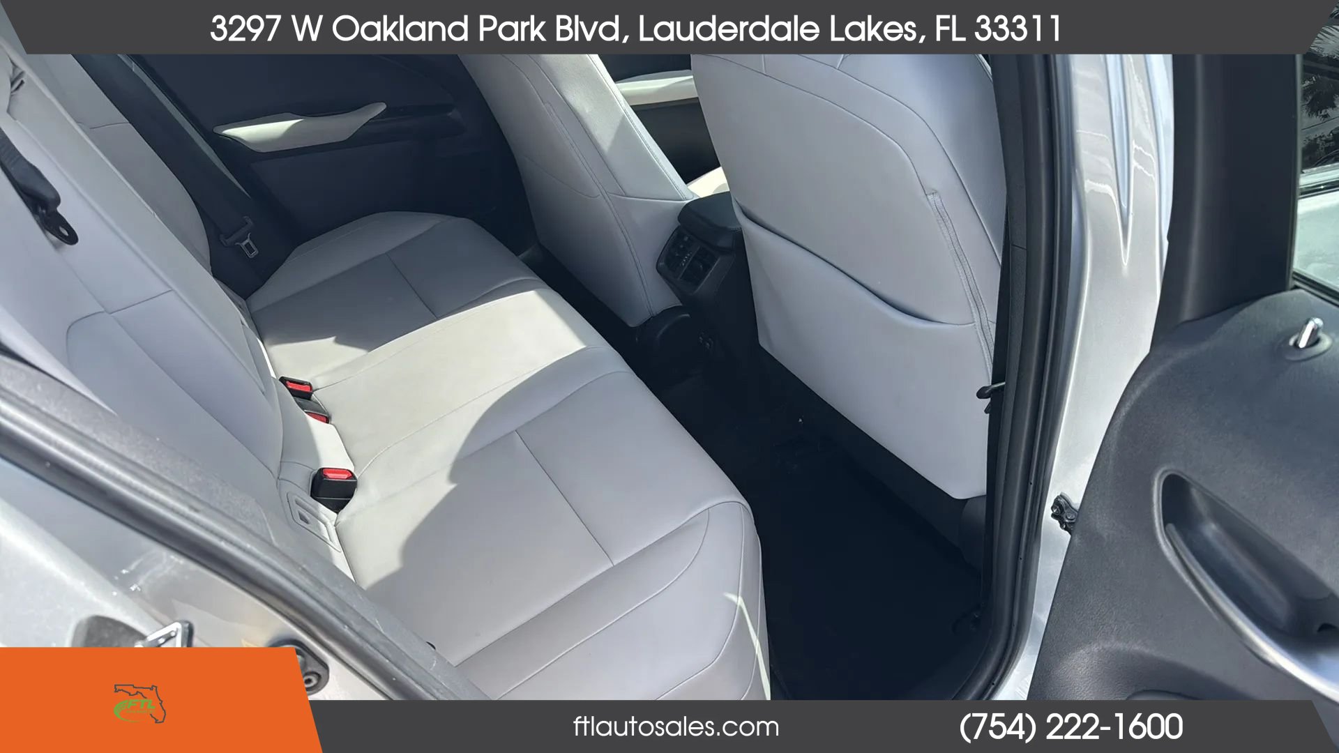 Used 2019 Lexus UX 200 w/ Premium Package FWD image 45
