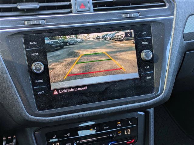 Used 2023 Volkswagen Tiguan SE R-Line image 12