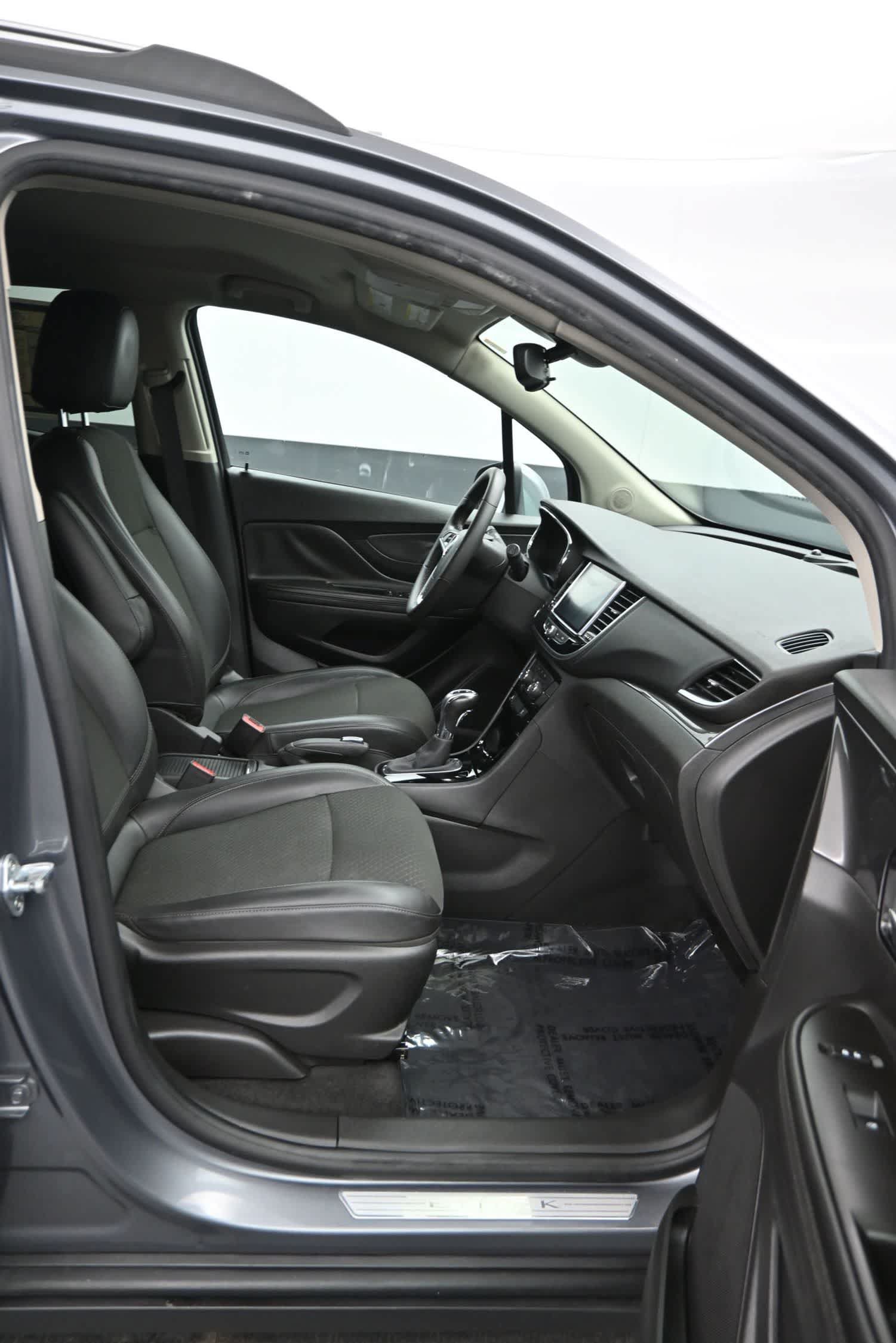 Used 2014 Chevrolet Tahoe LT w/ Luxury Package RWD image 11