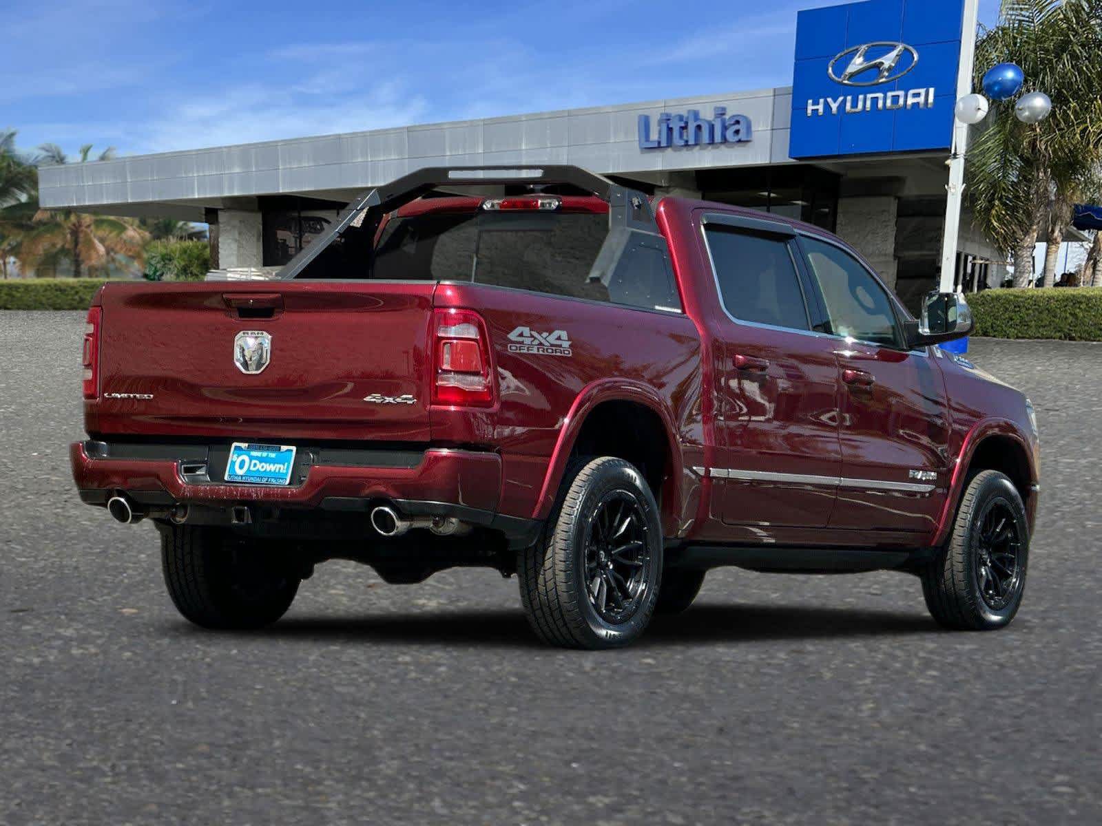Used 2023 RAM 1500 Limited w/ Off Road Group AWD/4WD image 3