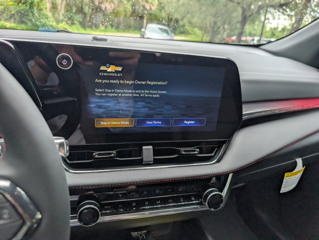 New 2027 Chevrolet Equinox RS w/ Safety and Technology Package FWD image 21