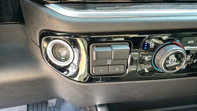Used 2024 Chevrolet Silverado 3500 LTZ w/ LTZ Premium Package AWD/4WD image 19