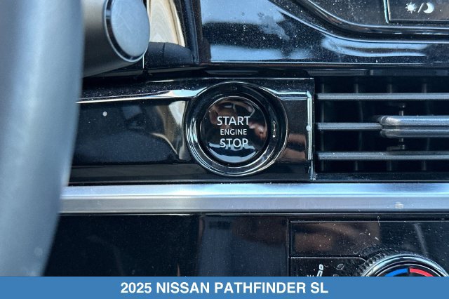 Used 2025 Nissan Pathfinder SL w/ SL Premium Package FWD image 25