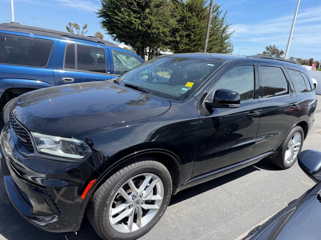 Used 2024 Dodge Durango GT RWD image 2