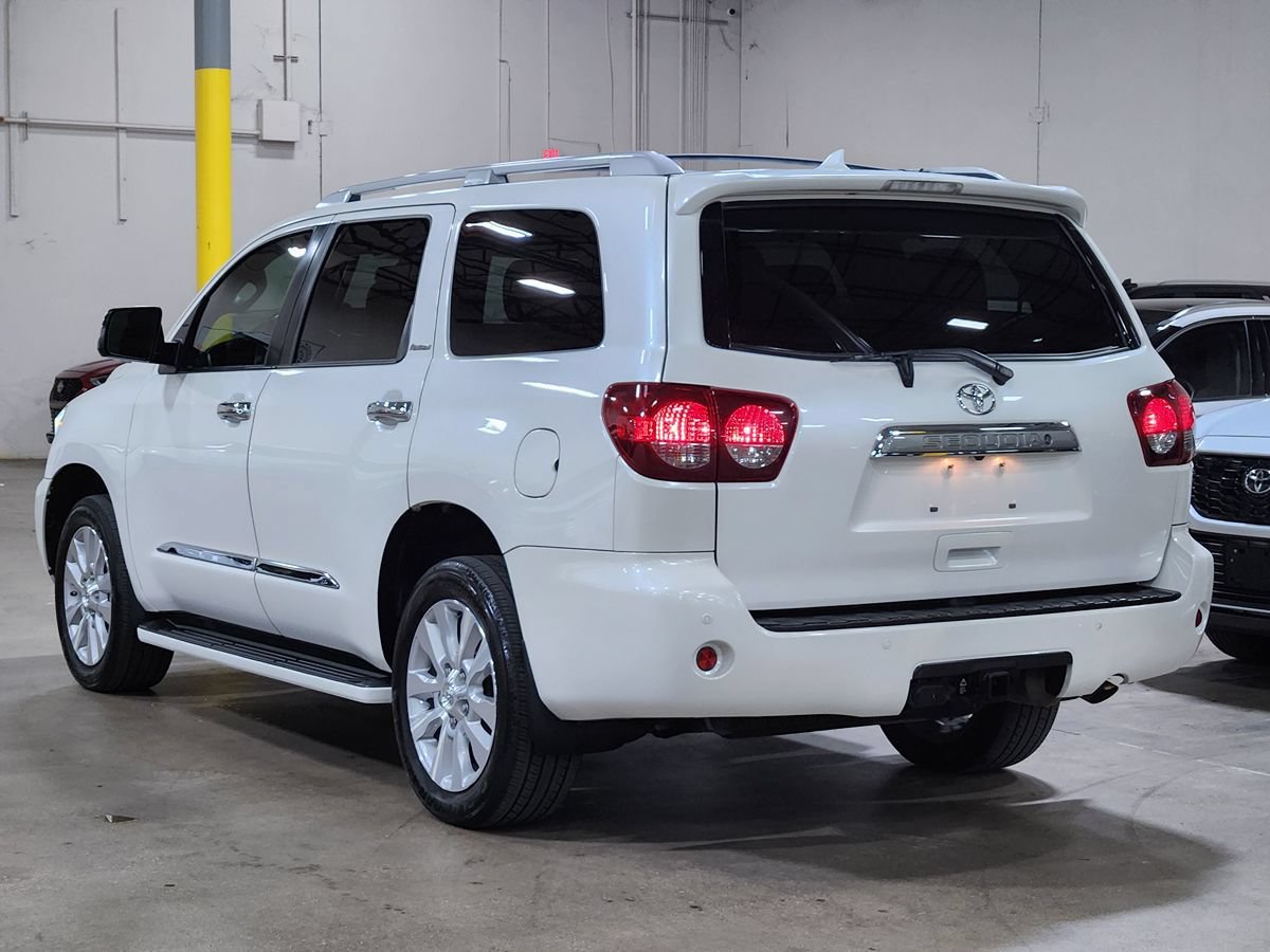 Used 2019 Toyota Sequoia Platinum RWD image 11