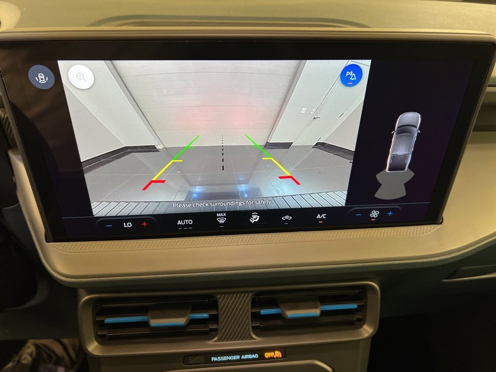 New 2025 Ford Maverick Lobo image 11