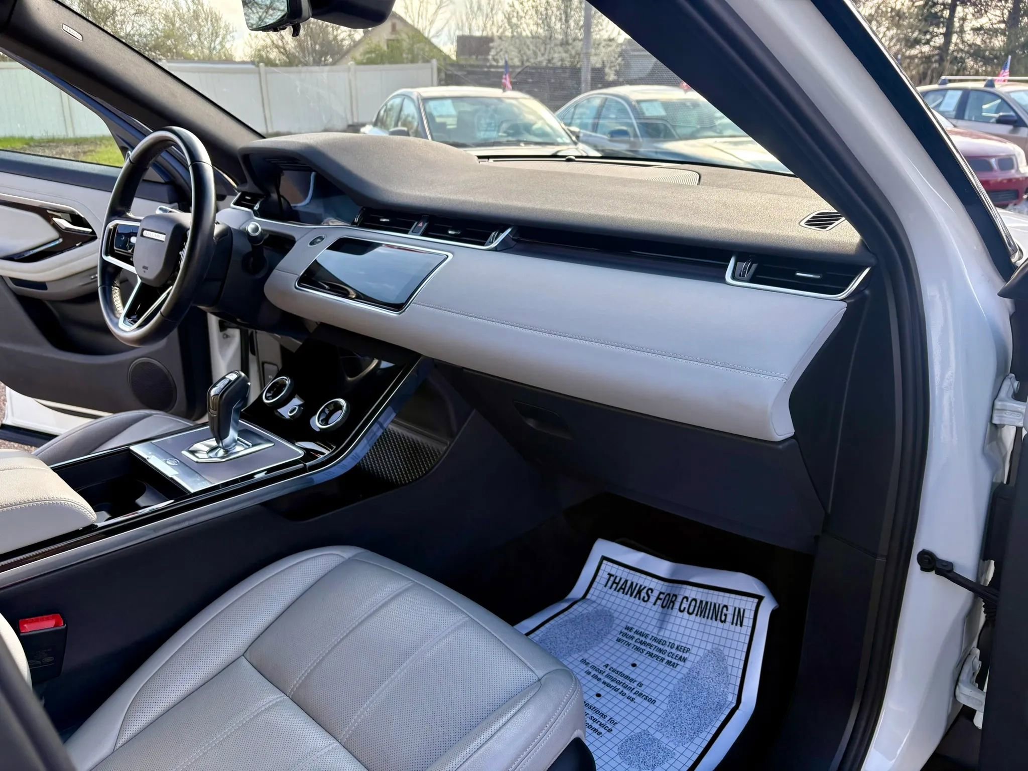 Used 2021 Land Rover Range Rover Evoque SE AWD/4WD image 30
