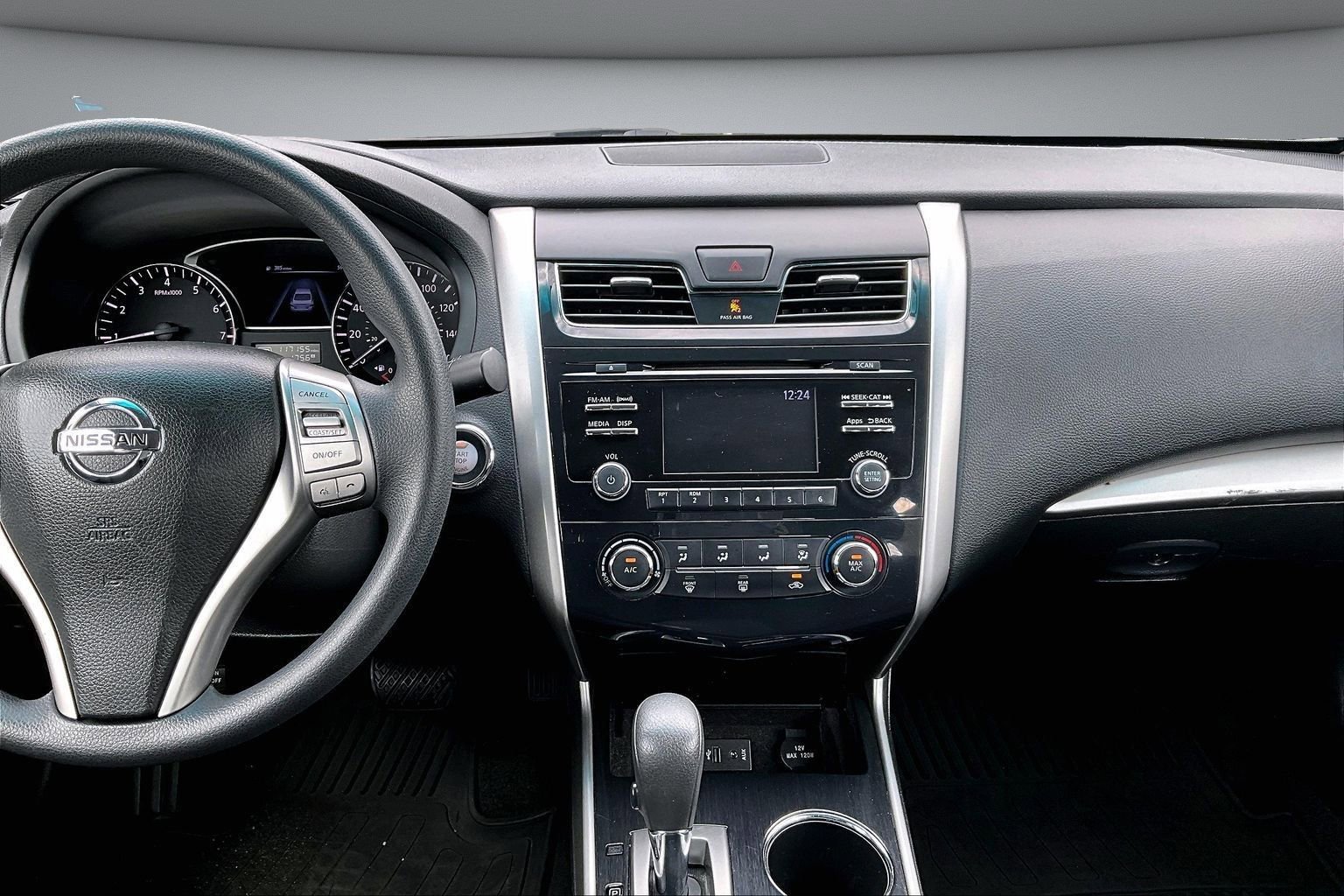 Used 2014 Nissan Altima 2.5 S w/ Display Audio Package FWD image 9
