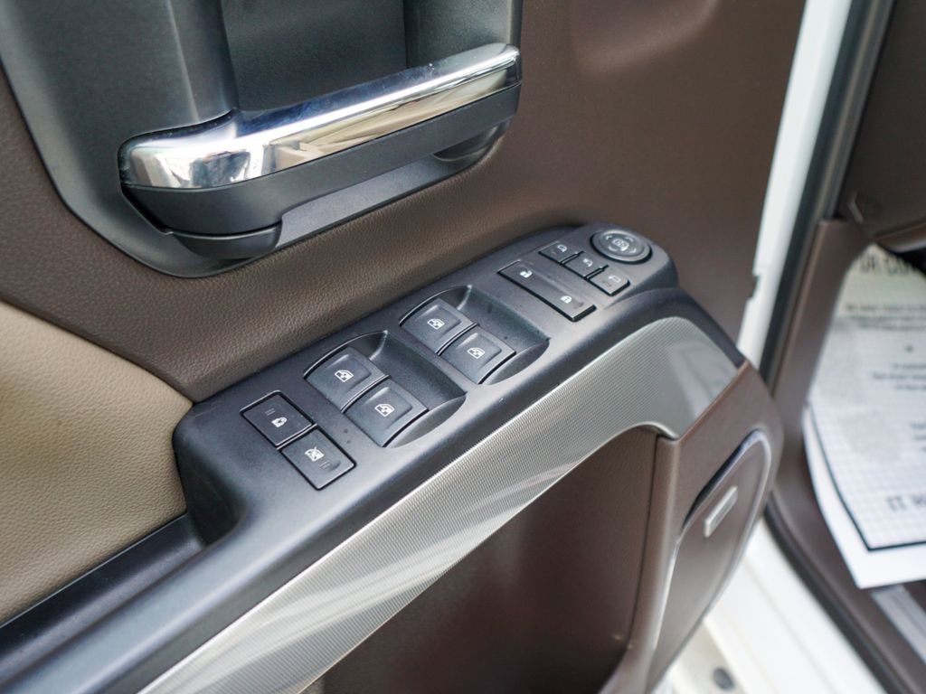 Used 2018 Chevrolet Silverado 2500 LTZ w/ Duramax Plus Package image 17