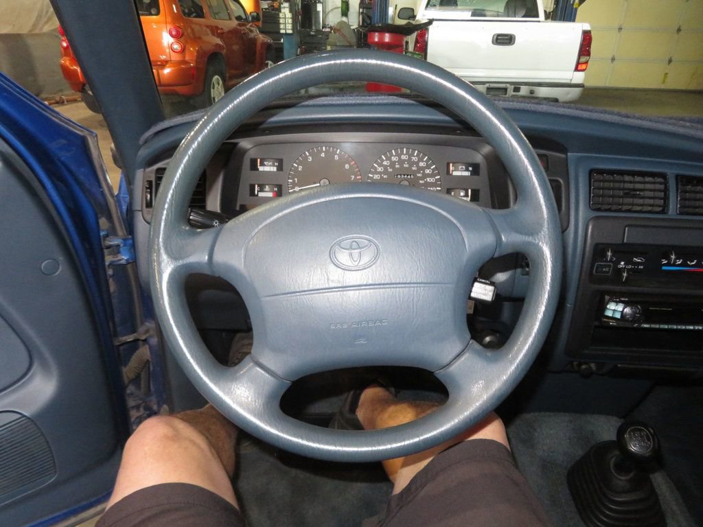 Used 1995 Toyota T100 DX image 28