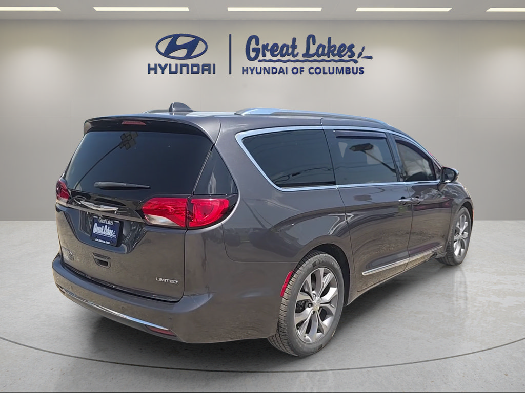 Used 2020 Chrysler Pacifica Limited FWD image 5