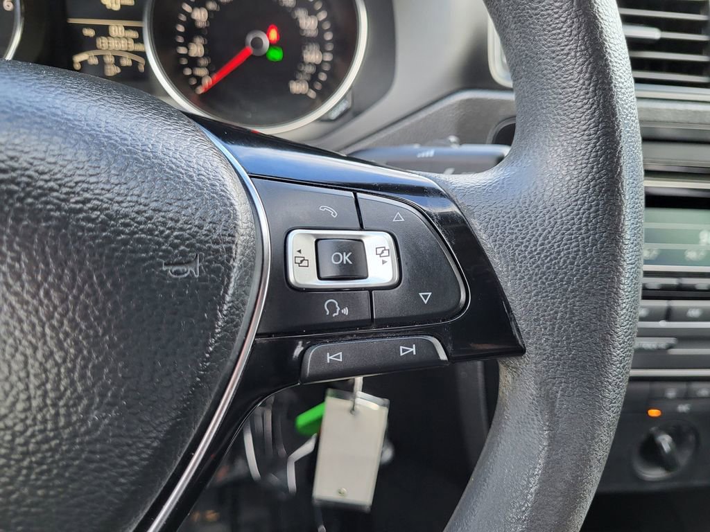 Used 2015 Volkswagen Jetta S image 16