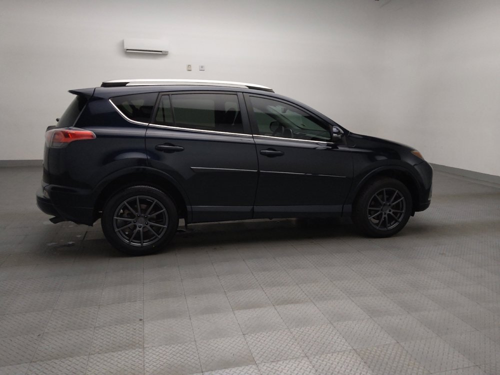 Used 2018 Toyota RAV4 Platinum FWD image 10
