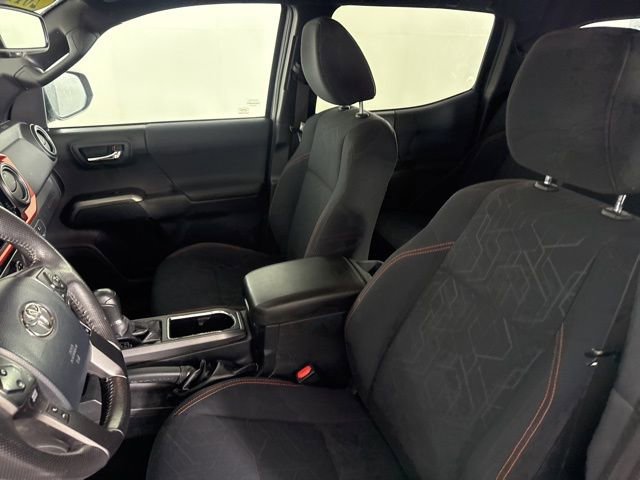 Used 2019 Toyota Tacoma TRD Sport image 23