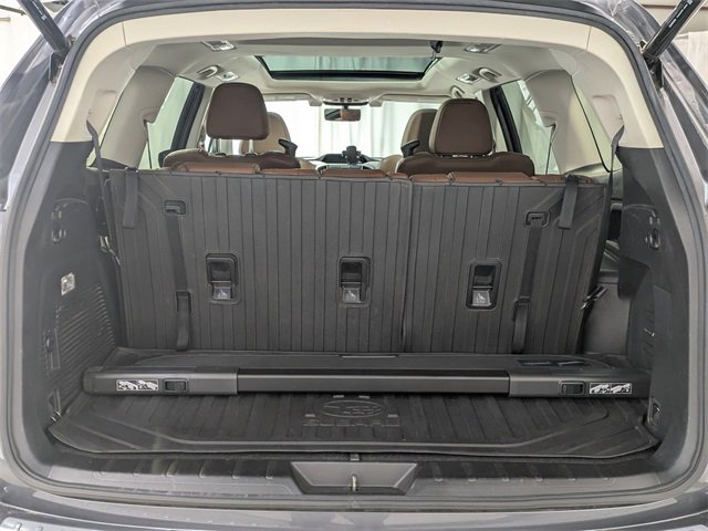 Used 2020 Subaru Ascent Touring w/ Popular Package #3 image 5