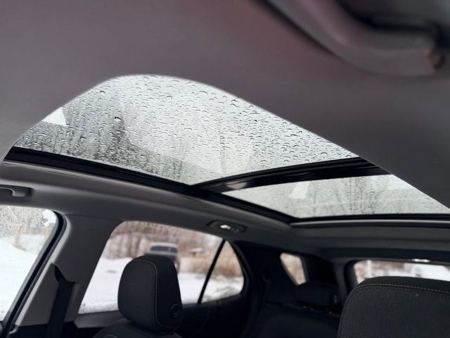 Used 2019 Chevrolet Equinox LT w/ Sun & Navigation Package image 19