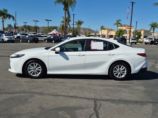 Used 2025 Toyota Camry LE FWD image 9
