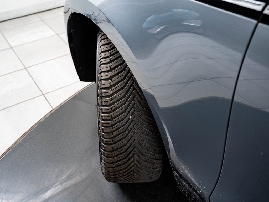 Used 2024 Land Rover Range Rover Velar Dynamic SE AWD/4WD image 47