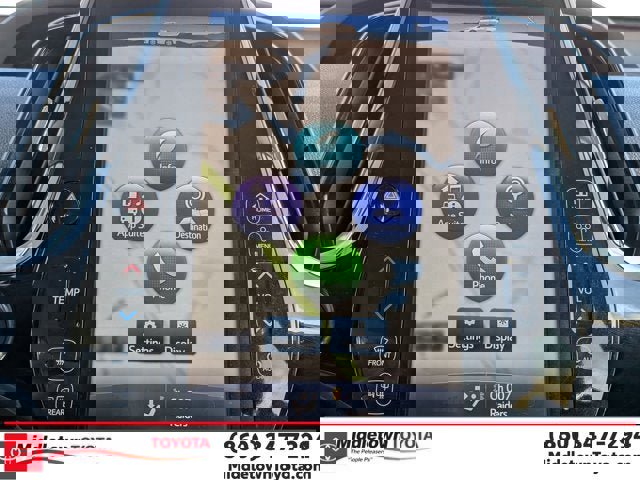 Used 2017 Toyota Prius Prime Premium image 22