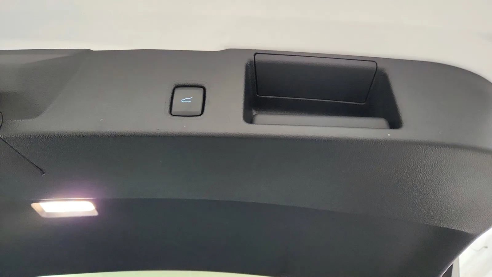 Used 2023 Ford Escape Active image 35