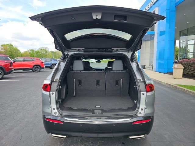 Used 2024 Buick Enclave Essence w/ Experience Buick Package image 10