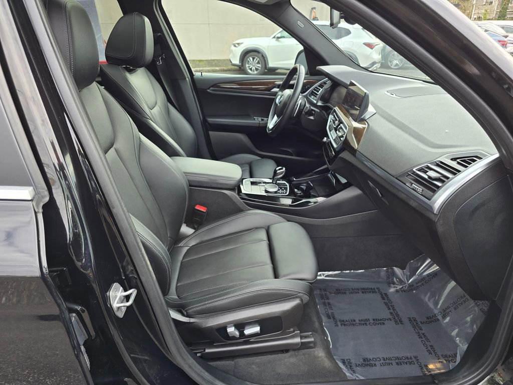 Used 2023 BMW X3 xDrive30i image 11