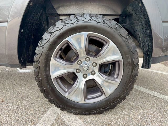 Used 2020 RAM 1500 Laramie AWD/4WD image 34