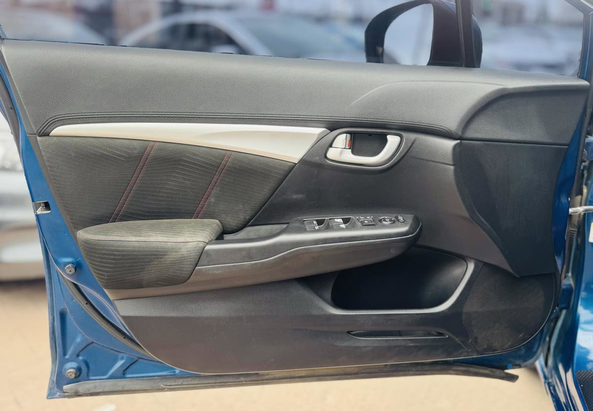Used 2014 Honda Civic Si image 16