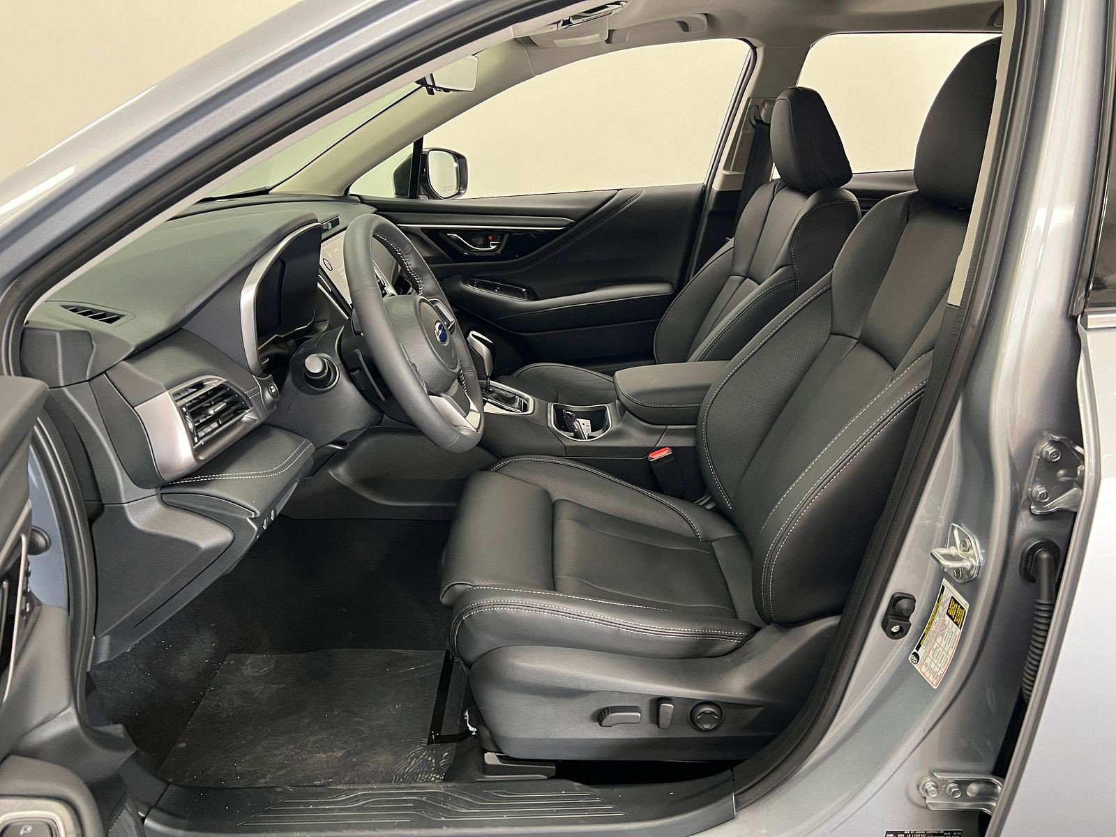 New 2025 Subaru Outback Touring image 10