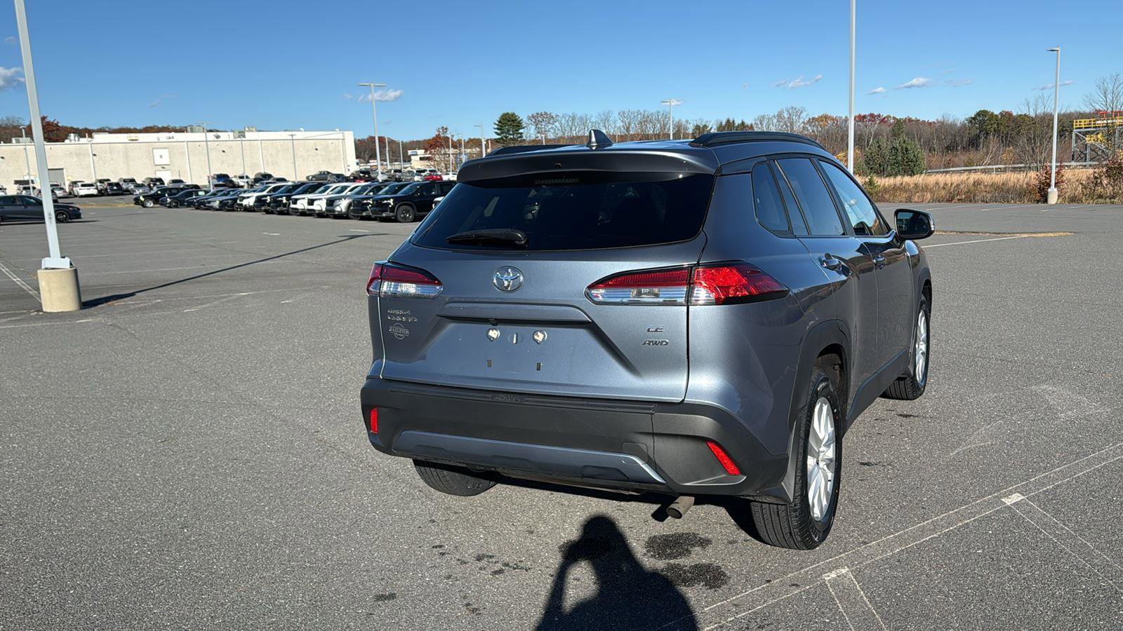 Used 2023 Toyota Corolla Cross LE image 6