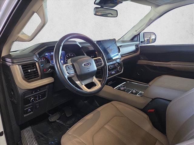Used 2024 Ford Expedition Limited AWD/4WD image 10