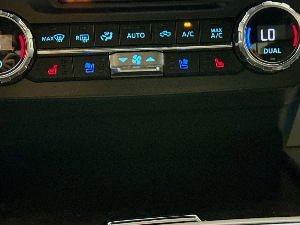 Used 2022 Ford F250 Lariat w/ Lariat Ultimate Package image 21