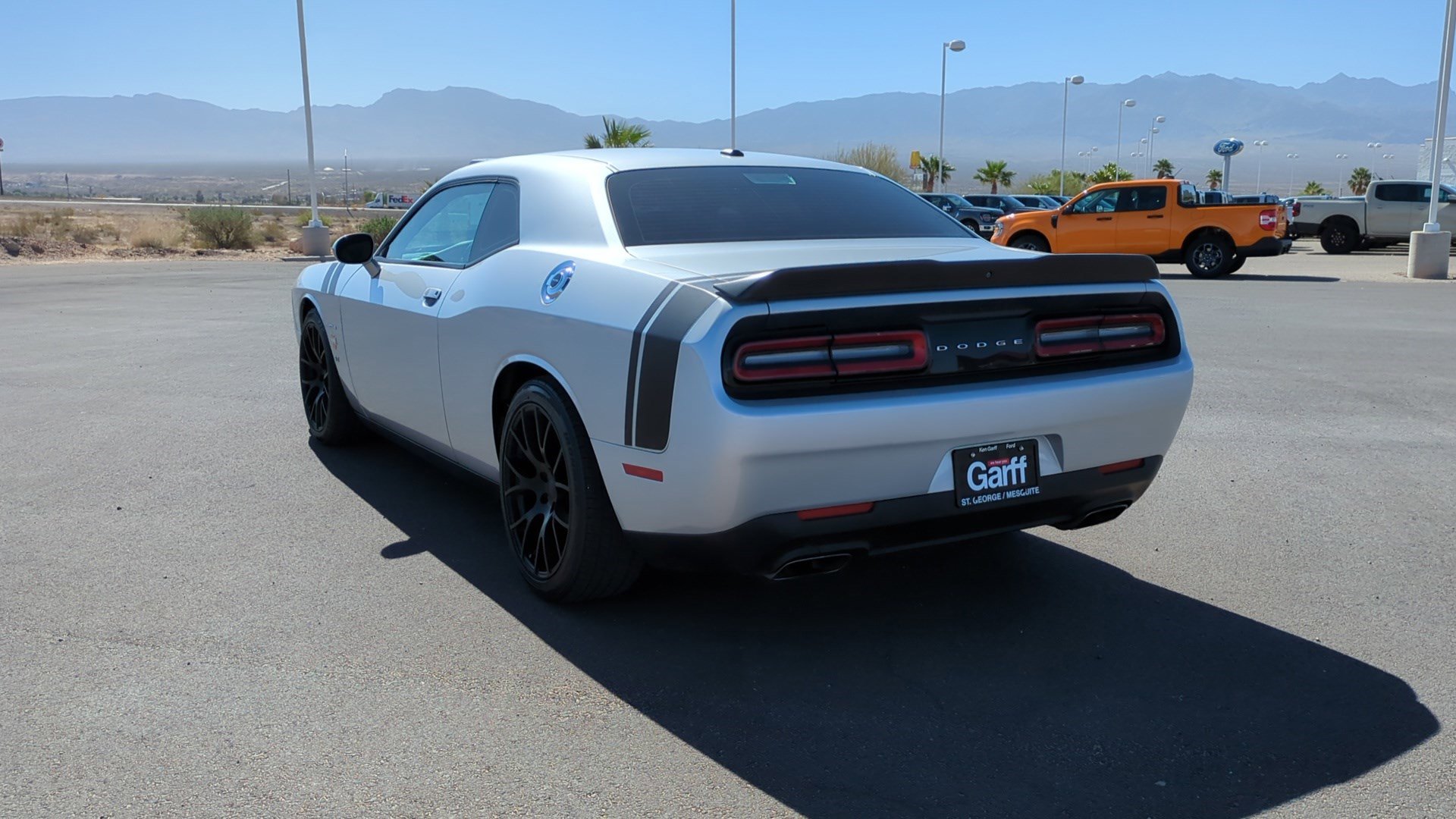 Used 2022 Dodge Challenger R/T image 6