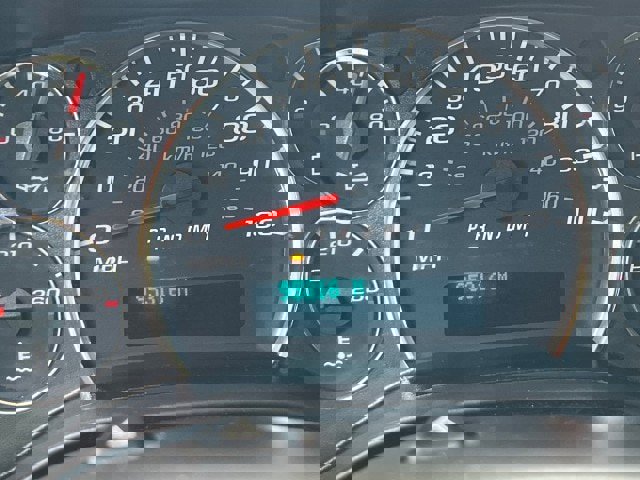 Used 2017 Chevrolet Express 2500 image 9