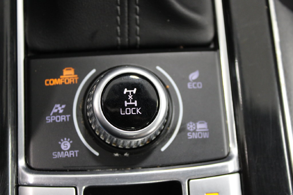 Used 2020 Kia Telluride SX w/ SX Prestige Package AWD/4WD image 45