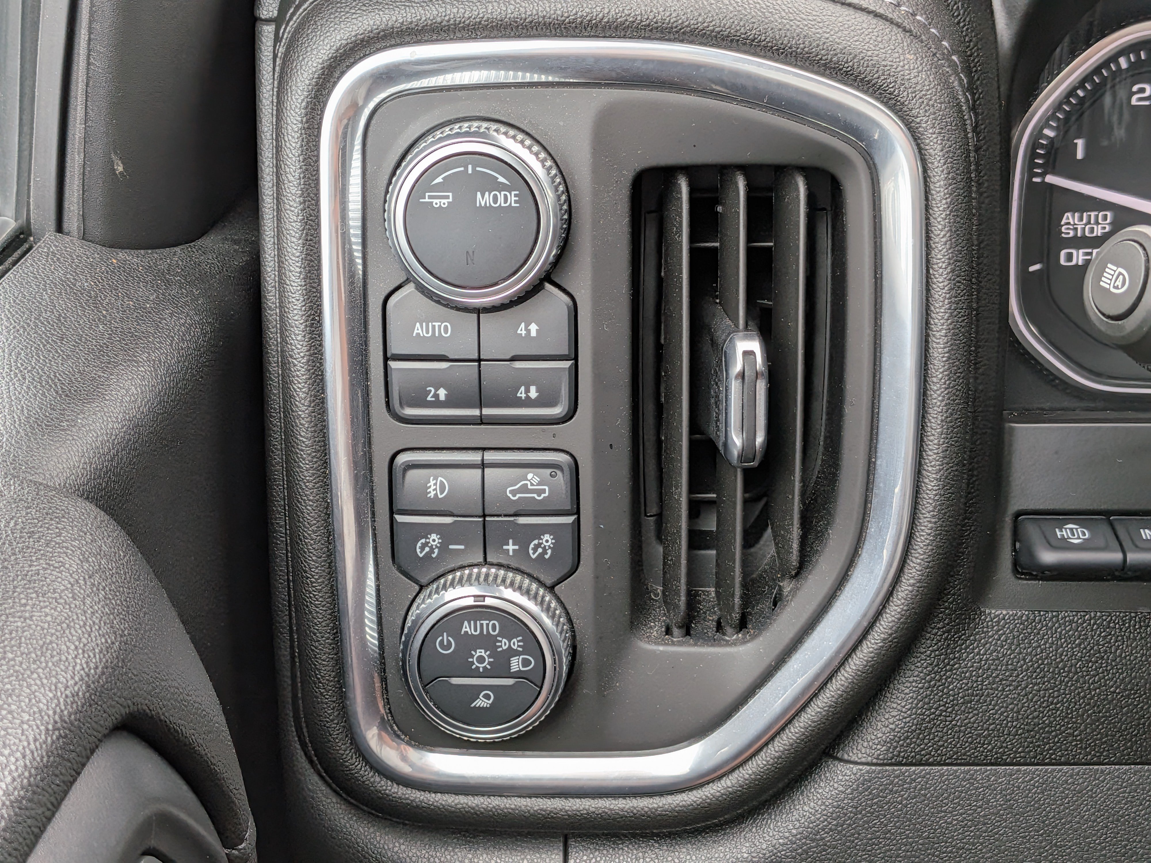 Certified 2021 GMC Sierra 1500 Denali w/ Technology Package AWD/4WD image 26