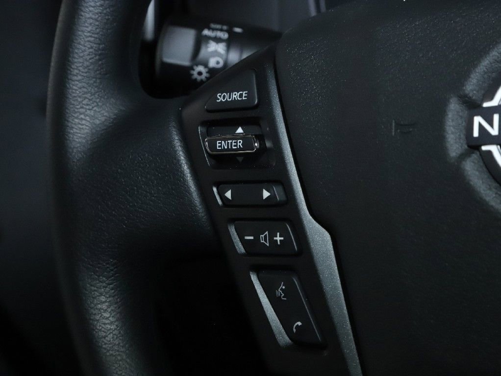 Certified 2025 Nissan Frontier S image 22