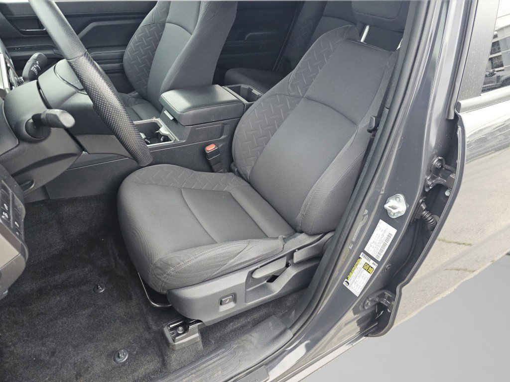 Used 2024 Toyota Tacoma SR5 AWD/4WD image 6