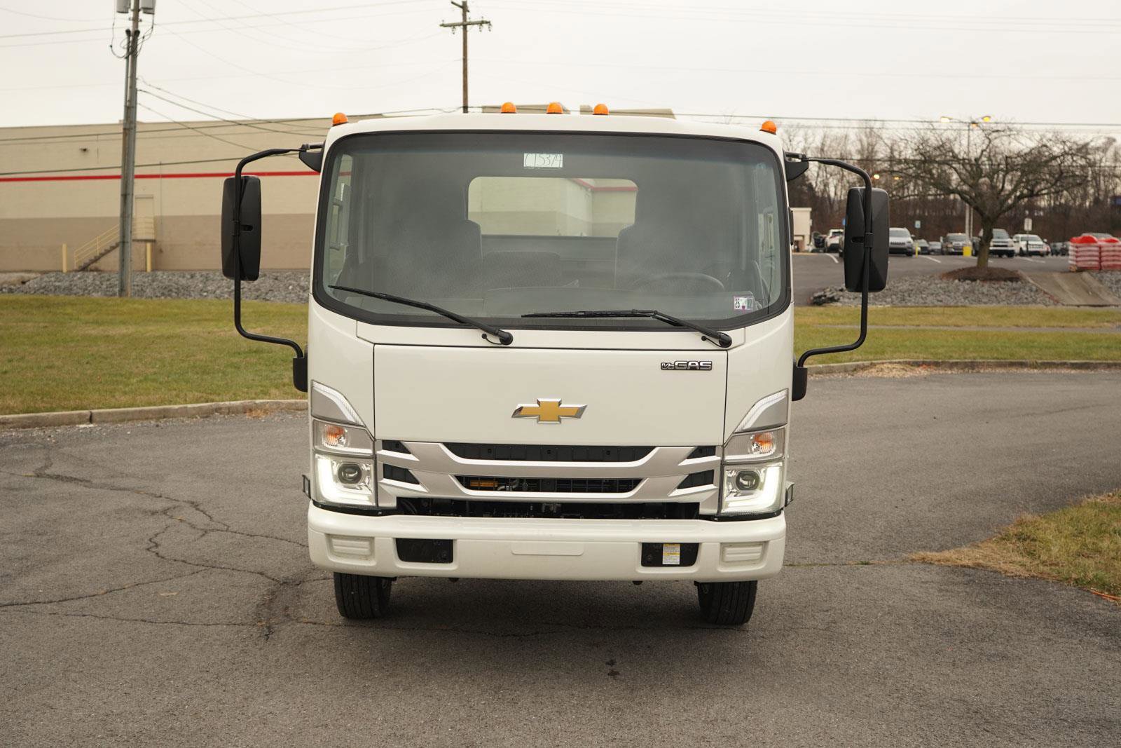 New 2025 Chevrolet Low Cab Forward image 8