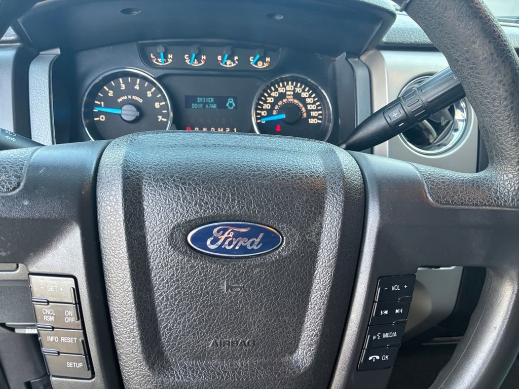 Used 2014 Ford F150 XLT w/ Trailer Tow Package image 10